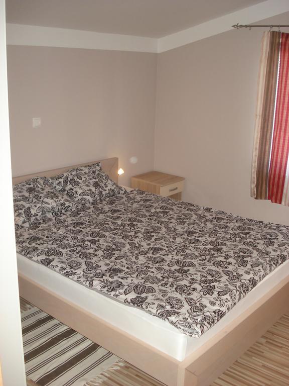 Apartments Niko Vir Pokoj fotografie